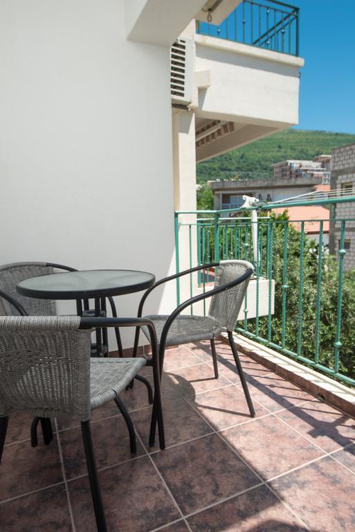 Apartments Obala Dragovic Petrovac Exterior photo